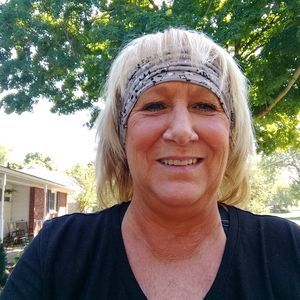 Meet your Posher, Corena